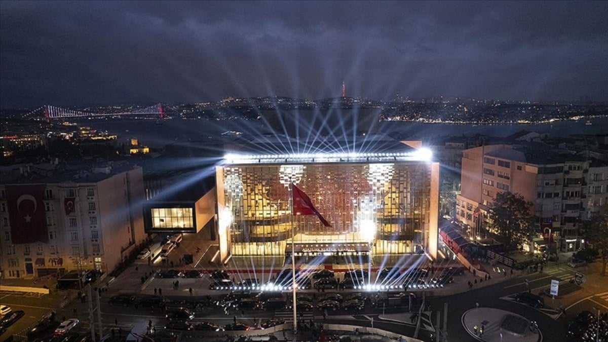 İstanbul bu hafta birçok etkinlikle sanatseverleri ağırlayacak