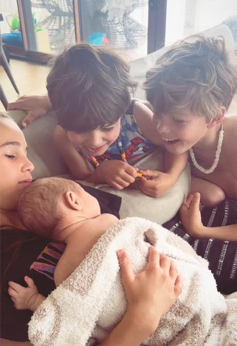 Jessie James Decker ve Eric Decker: Dört Çocuklu Mutlu Bir Aile