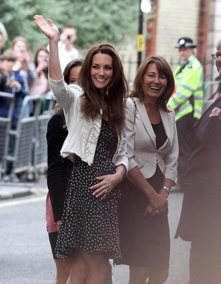 Kate Middleton ve Ailesinin Zorlu Süreci