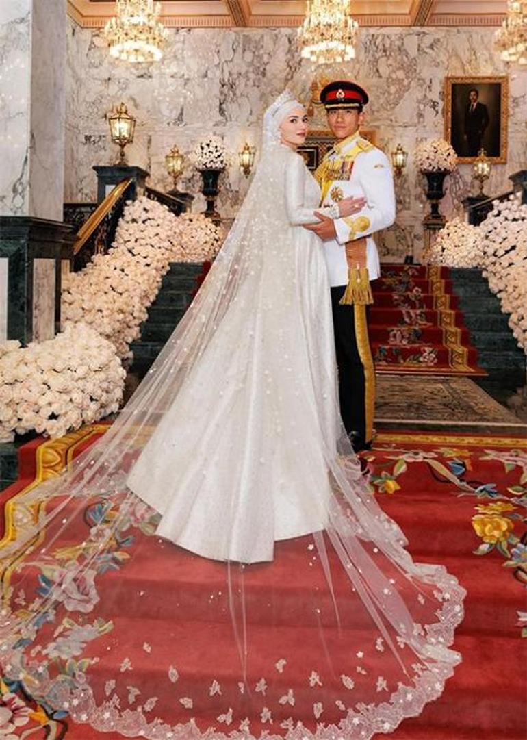 Kraliyet Düğünü: Brunei Sultanı'nın Oğlu Evlendi
