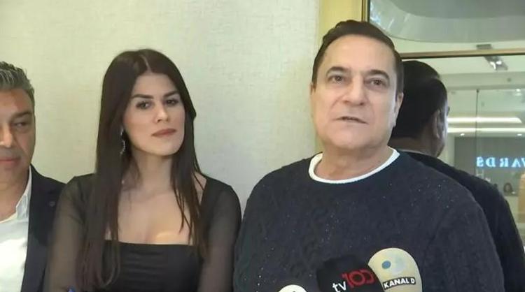 Mehmet Ali Erbil ve Kızı Yasmin Erbil
