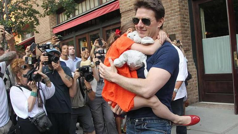 Tom Cruise ve Katie Holmes'un Kızı Suri Cruise: Hollywood'un Ünlü Bebeği