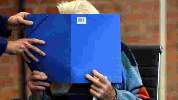 3518 cinayette parmağı olan 100 yaşındaki eski Nazi subayı Almanya'da yargıç karşısında