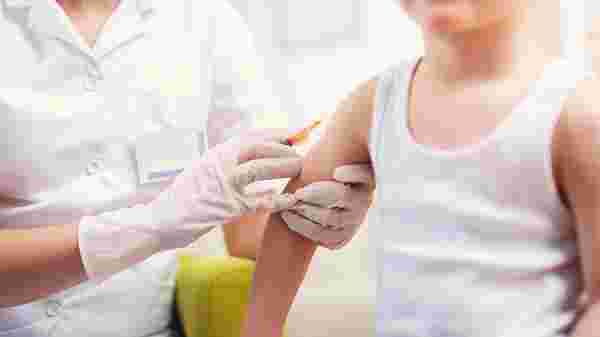 Prof. Dr. Yüksel: Çocukların yüzde 95'inde grip aşısı gerekli değil