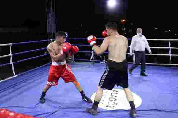 5 ülkeden 18 boksör Şampiyon Boks Gecesi'nde ringe çıktı