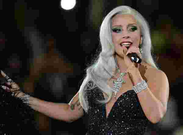 ABD basını, Lady Gaga nın cadı olmadığına karar verdi #1