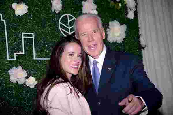 ABD'nin yeni başkanı Biden'ın kızı Ashley Biden, yıllar önce uyuşturucu skandalıyla gündeme gelmiş