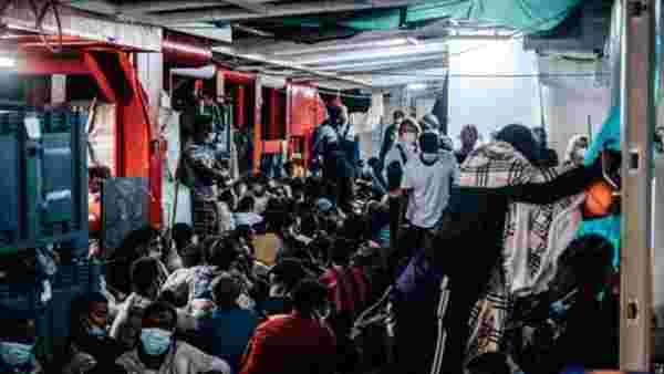 Akdeniz'de 572 göçmeni kurtaran gemi bir haftadır çaresizce liman bekliyor: Gıda stokları bitmek üzere
