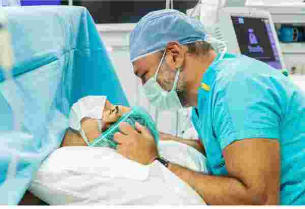 Ali Sunal ile Nazlı Kurbanzade çiftinin ikinci bebekleri doğdu #1