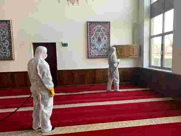 Almanya'da 9 Mayıs'tan itibaren camiler ibadete açılıyor! Cuma ve teravih namazlarına izin yok