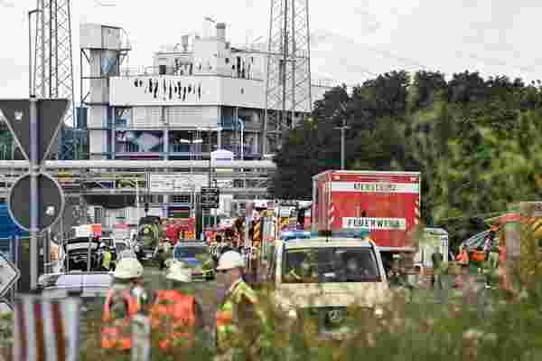 Almanya'da kimya tesisinde patlama! Çok sayıda yaralı var, 5 çalışan kayıp
