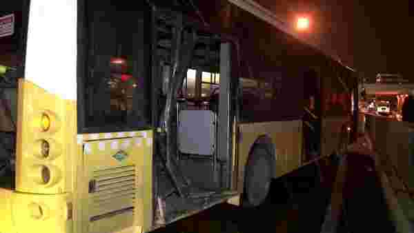 Avcılar'da halk otobüsü kaza yaptı, otobüse bariyer saplandı: 1'i ağır 4 yaralı
