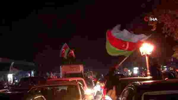 Azerbaycan'da tarihi gecede zafer kutlamaları sabaha kadar devam etti