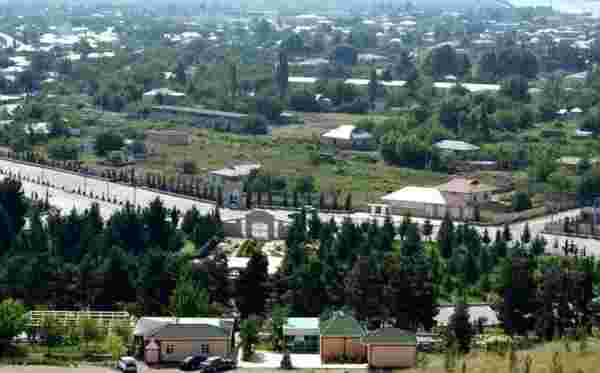 Azerbaycan ordusu, tam 27 yıl sonra Fuzuli kentini işgalden kurtardı