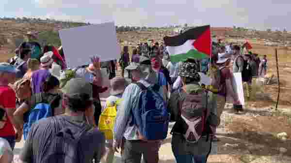 Batı Şeria'da Yahudi yerleşim birimleri inşasına karşı gösteri