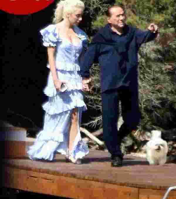 Berlusconi, 30 yaşındaki sevgilisi Marta ile görüntülendi #1