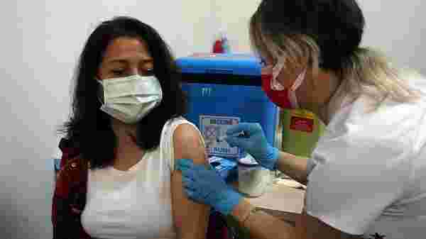 Bilim Kurulu üyesi: İnaktif aşı mutasyonlu virüse karşı daha avantajlı