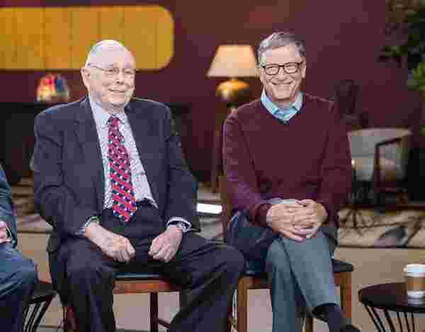Bill Gates, boşanma avukatı olarak 97 yaşındaki milyarder arkadaşını tuttu