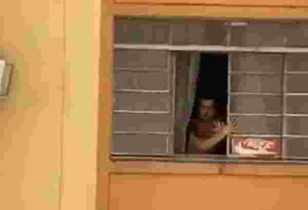 Brezilya'yı ayağa kaldıran görüntü! Kocası tarafından darbedilen hamile kadın camdan atlamaya çalıştı