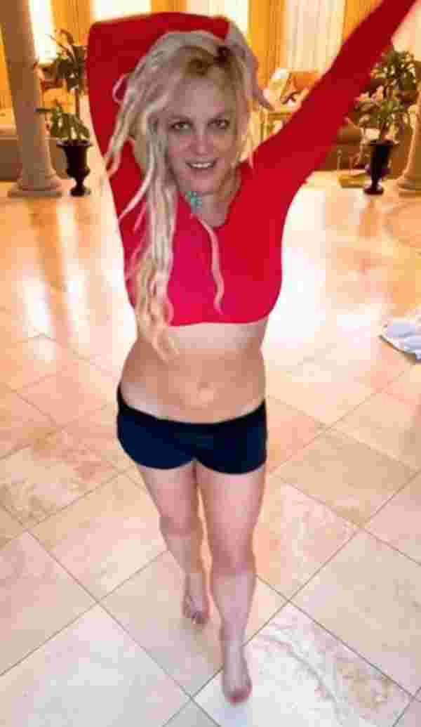 Britney Spears dans ederek hastalığını açıkladı #1