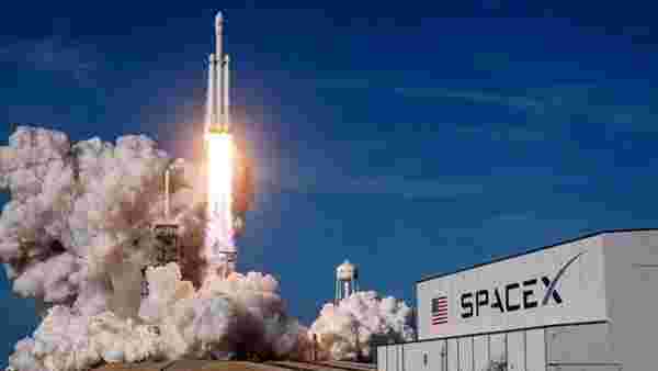 Tüm dünya neden SpaceX'i konuşuyor? Olayın perde arkasında 'ABD-Rusya çekişmesi' var