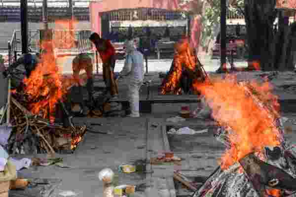 Cansız bedenlerin sokakta yakıldığı ülkenin sağlık bakanı: En düşük ölüm oranı bizde