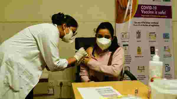 e Nabız ve MHRS ile aşı randevusu alma: 35 yaş üstü aşılama başlıyor
