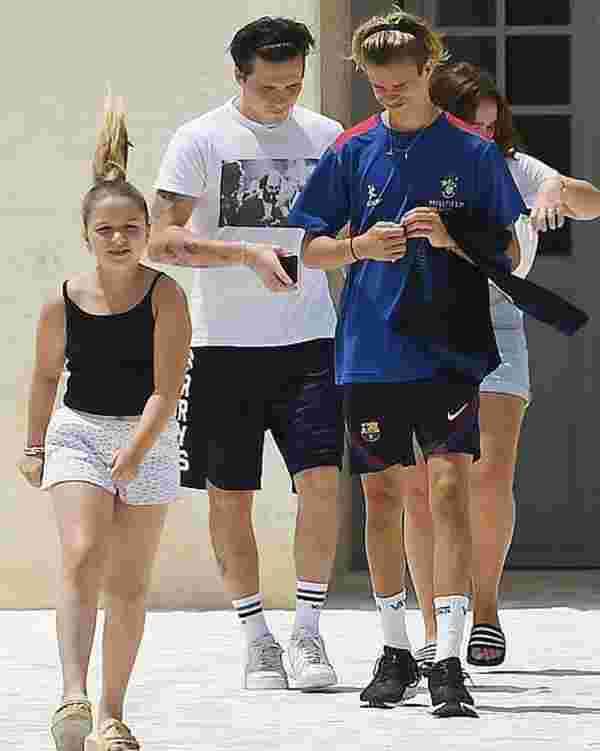 David Beckham ve ailesi İtalya'da tatilde #4