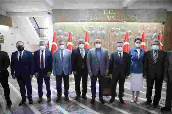 Dışişleri Bakanı Çavuşoğlu, Aydın'da iş dünyası temsilcileriyle buluştu: (1)