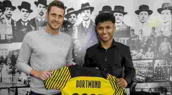 Dortmund'un Adeyemi transferinde şaşırtan gerçek! 4. Lig ekibi servet kazanacak