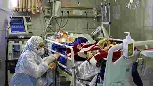 Dün koronavirüsten 47 kişinin hayatını kaybettiği İran'da bugünkü can kaybı 74 oldu