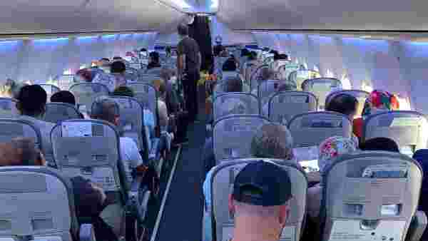 Düsseldorf-Adana seferini yapan uçakta koronavirüs paniği! 'Nefes alamıyorum' diyerek bağırdı