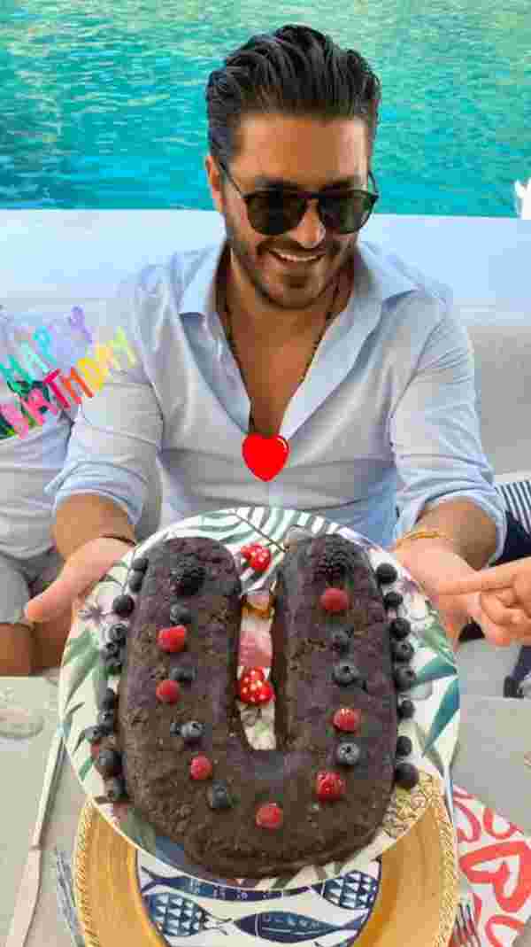 Ebru Şallı, eşinin doğum gününü kutladı #1