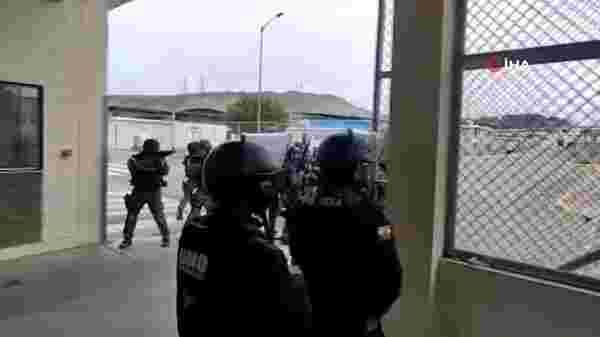 Ekvador'da cezaevlerindeki şiddet olayları devam ediyor: Mahkumlar polise ateş açtı