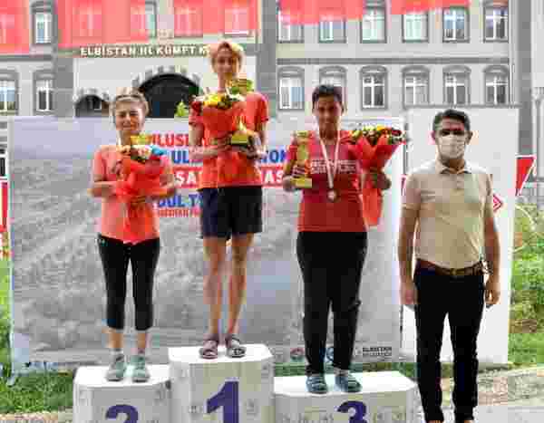 Elbistan Ultramaraton Türkiye Şampiyonası'nda ödül ve kupalar sahiplerini buldu