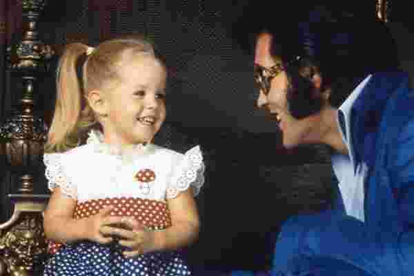 Elvis Presley in kızı Lisa Marie, hayatını kaybetti #3