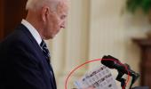 Joe Biden'ın Türkiye ile ilgili açıklamalarda bulunduğu basın toplantısına önündeki liste damga vurdu