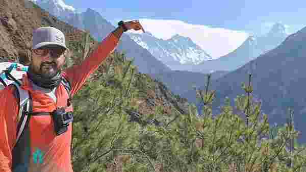 Everest'e tırmanan iki dağcı, 'kar körlüğü ve yorgunluk' nedeniyle yaşamını yitirdi