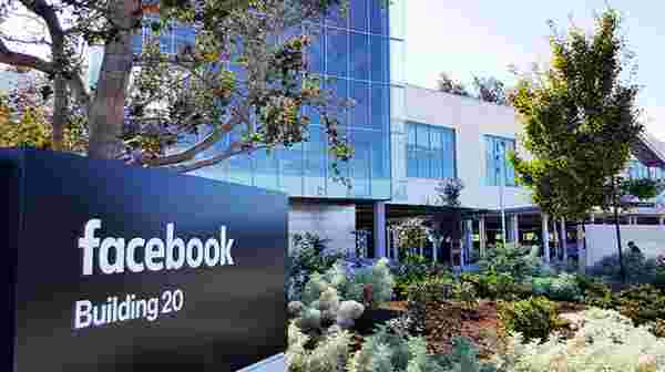Facebook'un çöktüğü sırada dikkat çeken iddia: Çalışanlar kapıda kaldı