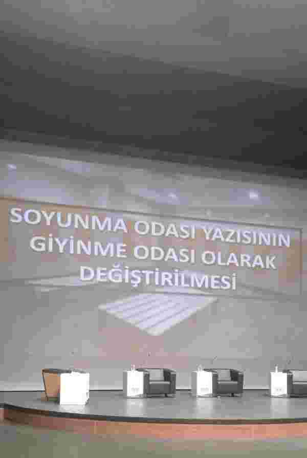 Gaziantep Üniversitesi'nde 'soyunma odası' yazısı 'giyinme odası' olarak değiştirildi! Karara sosyal medyada tepki gösterildi