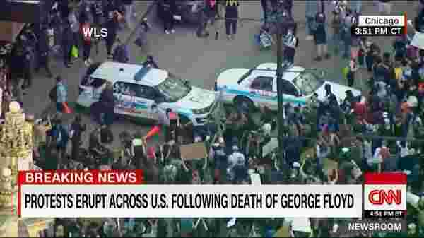 George Floyd protestoları ABD geneline yayılıyor! Chicago'da göstericiler polis arabalarına zarar verdi.