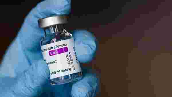 Hollanda, AstraZeneca aşısının 60 yaş altı kişilere uygulanmasını durdurdu