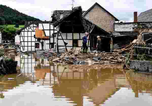 İklim krizi: İngiltere Çevre Ajansı, ülkede sellerde yüzlerce kişinin ölebileceği uyarısında bulundu