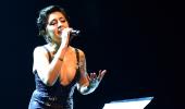 Melek Mosso'nun Isparta'da düzenlenecek konseri iptal edildi