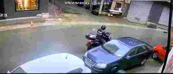 İstanbul'da kargocuların kabusu motosikletli hırsızı 55 adet detayı yakalattı