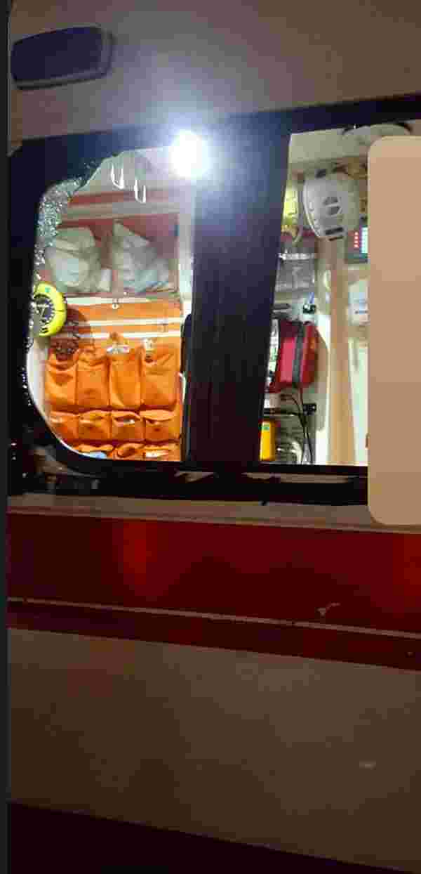 Durmaz, saldırı sonrası ambulansın fotoğraflarını da paylaştı