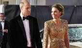 James Bond filminin galasında Kate Middleton rüzgarı! Kıyafetini görenler gözlerini alamadı