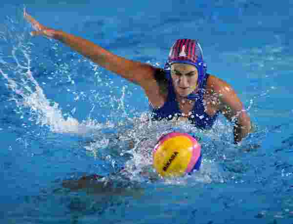 İzmir Büyükşehir Belediyesi Su Topu Kadın Takımı, LEN Challenger Cup için havuza giriyor
