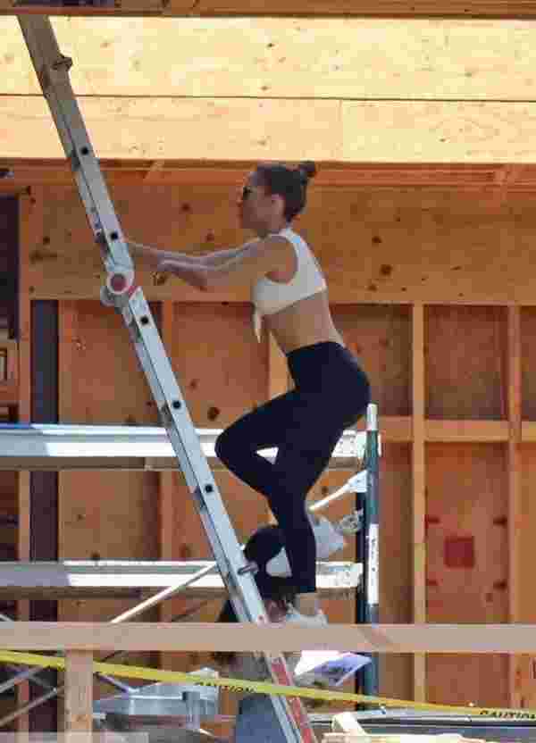 Jennifer Lopez, Ben Affleck ile birlikte yaşayacağı evin inşaatını denetledi #2