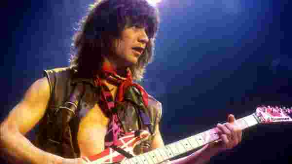 Ünlü gitarist Eddie Van Halen hayatını kaybetti